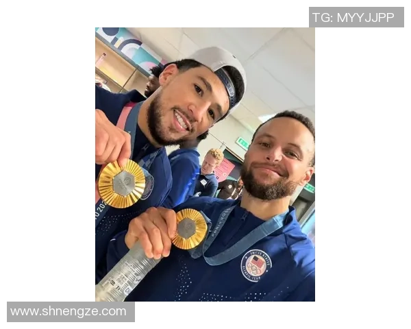 德文布克：从天赋异禀到NBA明星的成长之路